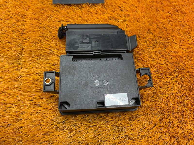 Блок управления стояночным тормозом, 300 рублей, Красноярск