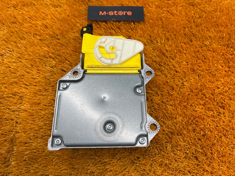 Блок управления Airbag, 2000 рублей, Красноярск