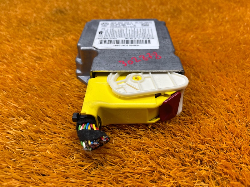 Блок управления Airbag, 2000 рублей, Красноярск