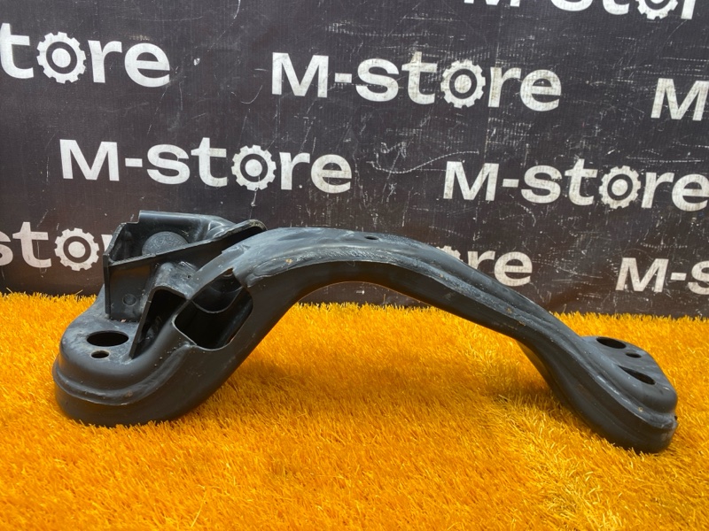 Кронштейн КПП, 500 рублей, Красноярск