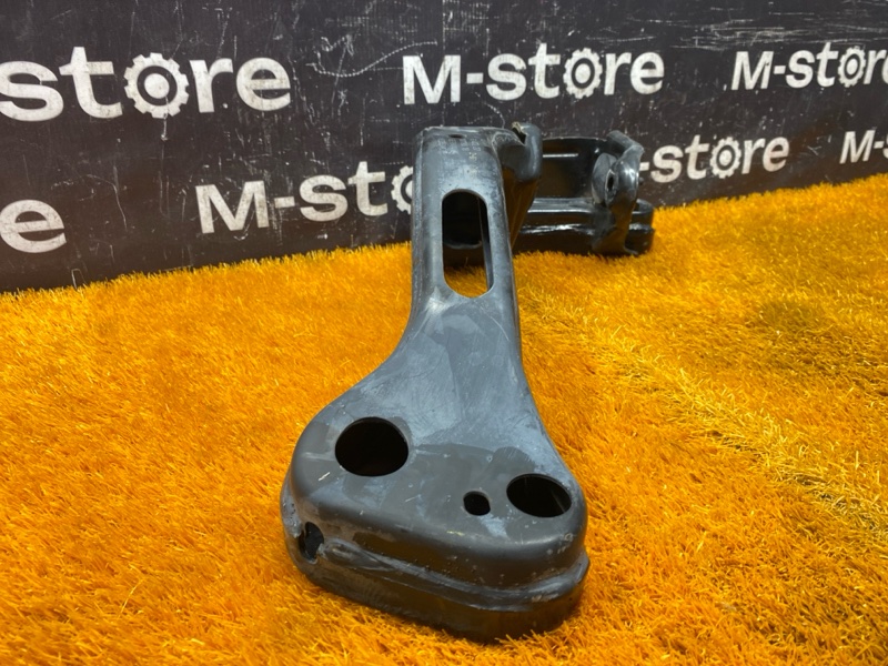 Кронштейн КПП, 500 рублей, Красноярск