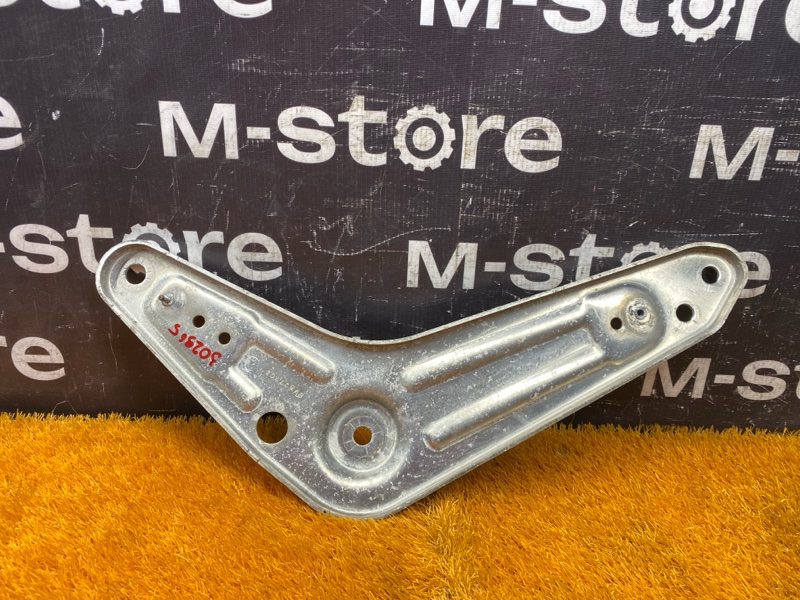 Кронштейн балки, 300 рублей, Красноярск