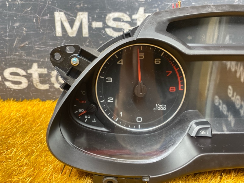 щиток приборов, 2000 рублей, Красноярск