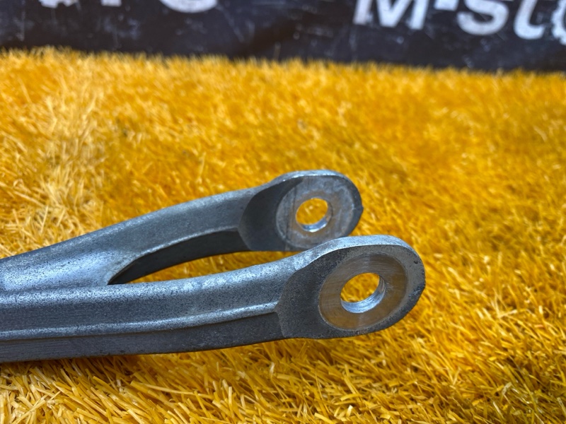 Рычаг подвески нижний, 500 рублей, Красноярск