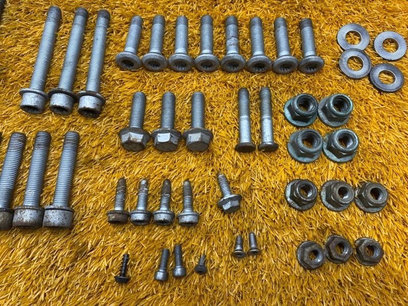 Болты и гайки задней подвески, 600 рублей, Красноярск