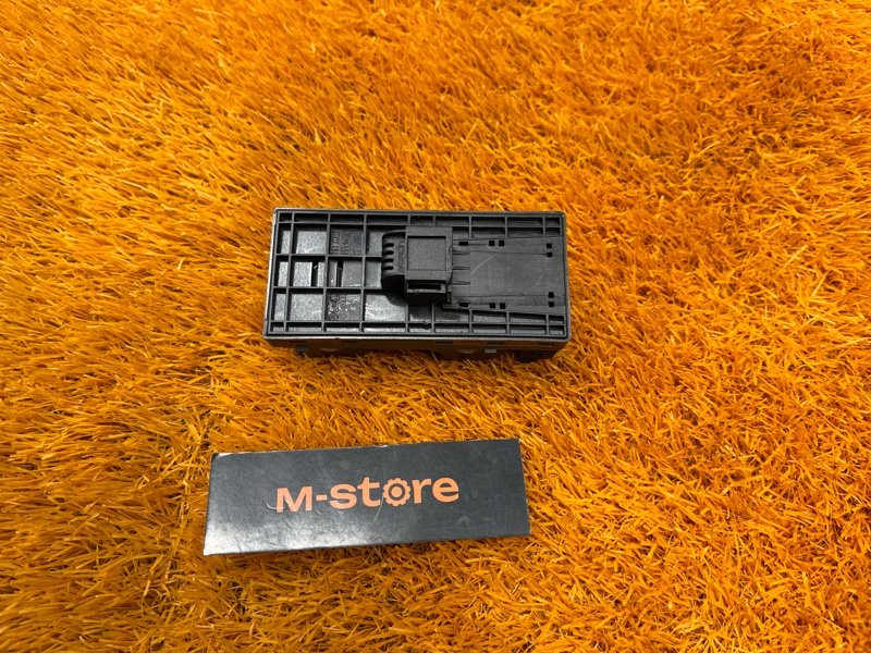 Блок управления стеклоподъемниками, 2000 рублей, Красноярск