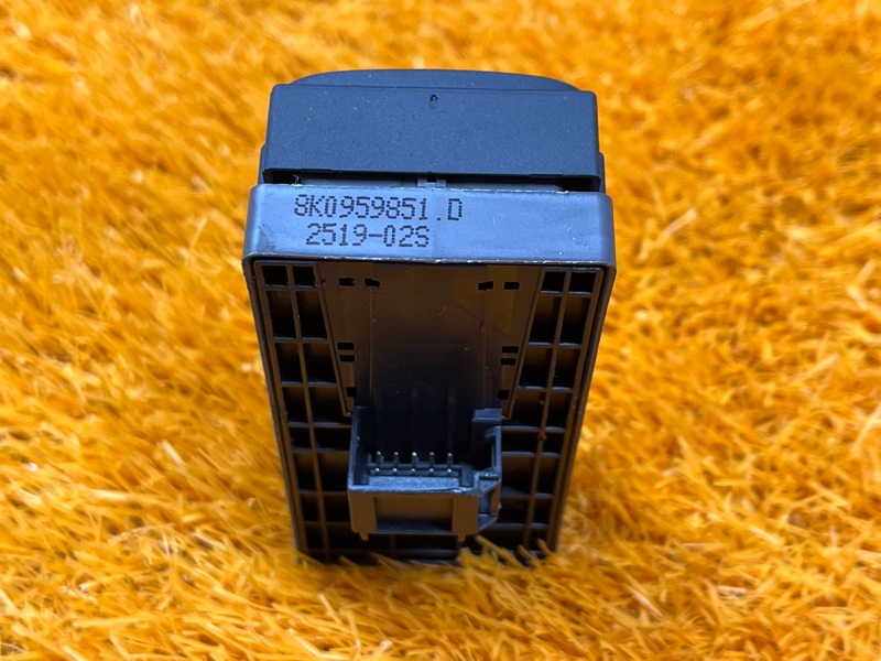 Блок управления стеклоподъемниками, 2000 рублей, Красноярск