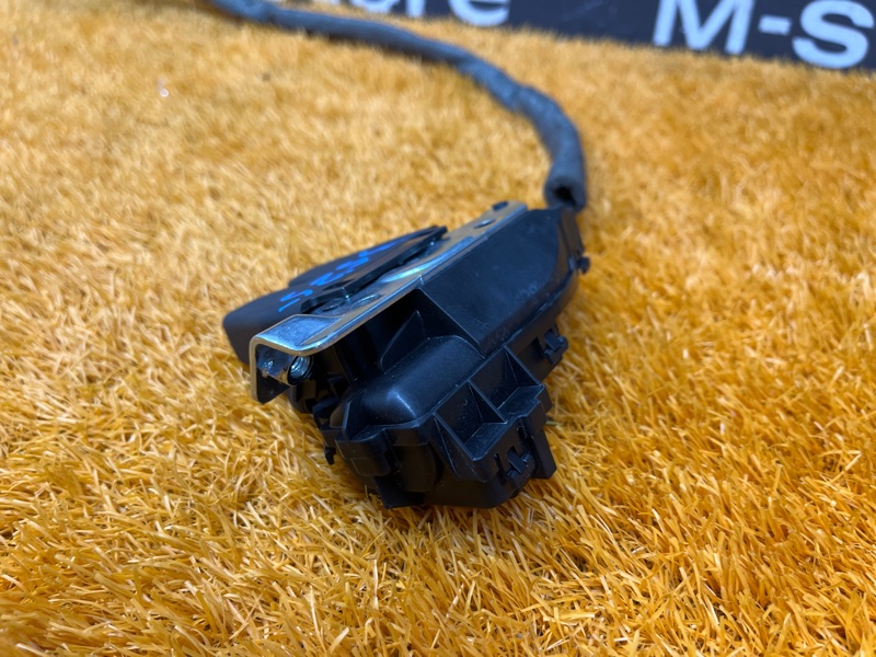 замок багажника, 1000 рублей, Красноярск