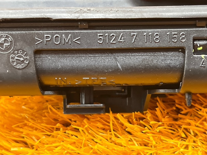 ручка багажника, 800 рублей, Красноярск