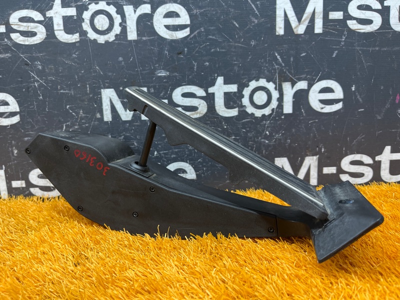 педаль газа, 4000 рублей, Красноярск