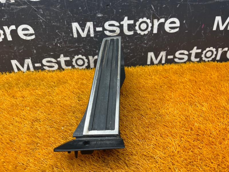 педаль газа, 4000 рублей, Красноярск