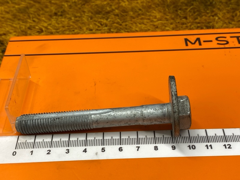 Болт развальный, 600 рублей, Красноярск