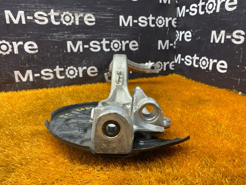 кулак поворотный, 15000 рублей, Красноярск