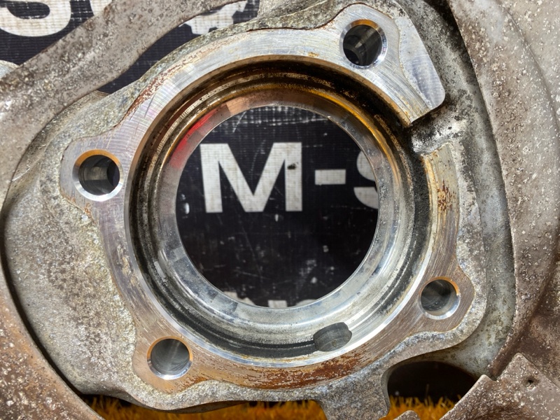 кулак поворотный, 4000 рублей, Красноярск