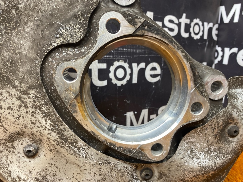 кулак поворотный, 17000 рублей, Красноярск