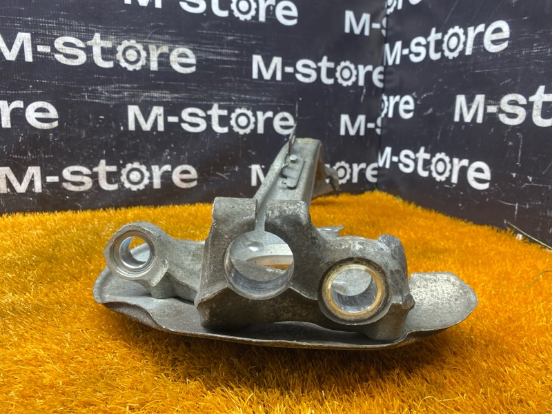 кулак поворотный, 18000 рублей, Красноярск