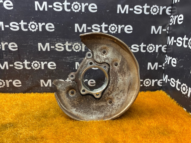 кулак поворотный, 1400 рублей, Красноярск