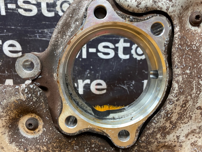 кулак поворотный, 1400 рублей, Красноярск