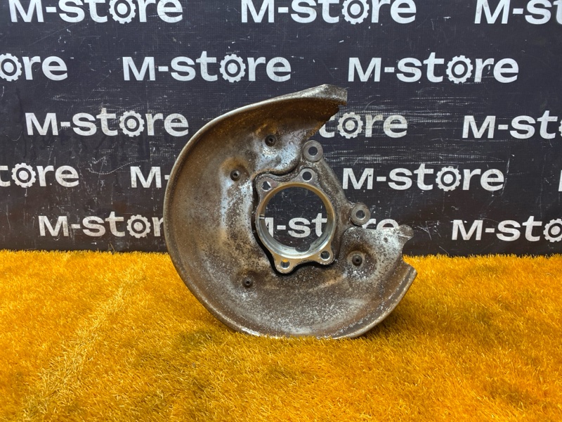 кулак поворотный, 1400 рублей, Красноярск