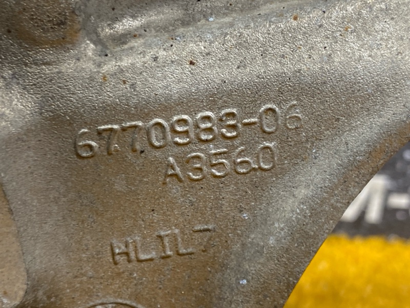 кулак поворотный, 1000 рублей, Красноярск