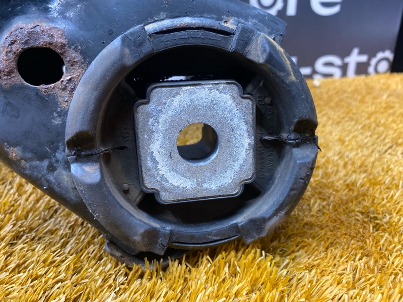 Балка поперечная (подрамник), 4000 рублей, Красноярск