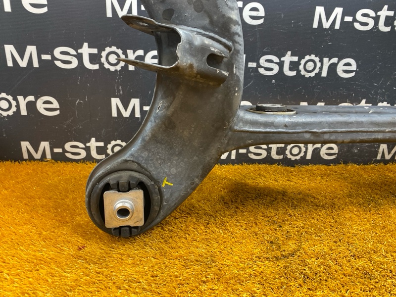 Балка поперечная (подрамник), 32000 рублей, Красноярск