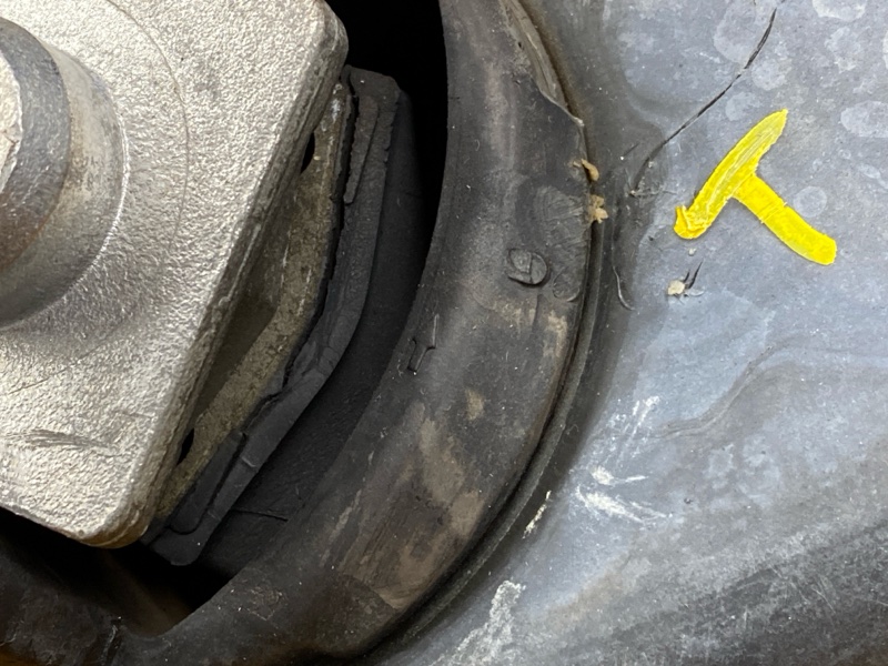 Балка поперечная (подрамник), 32000 рублей, Красноярск