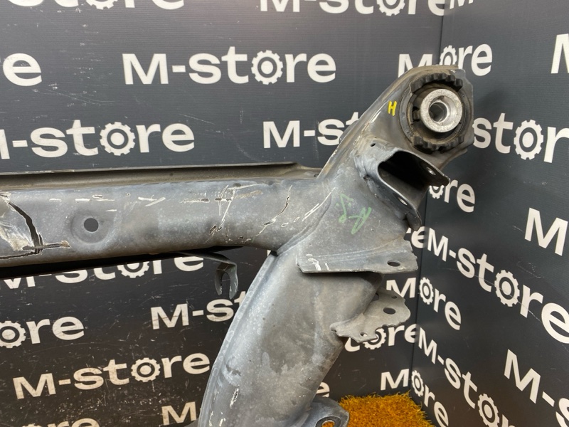 Балка поперечная (подрамник), 32000 рублей, Красноярск