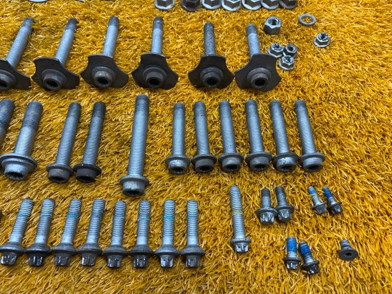 Болты и гайки задней подвески, 1000 рублей, Красноярск
