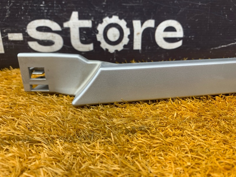 планка под фару, 2000 рублей, Красноярск