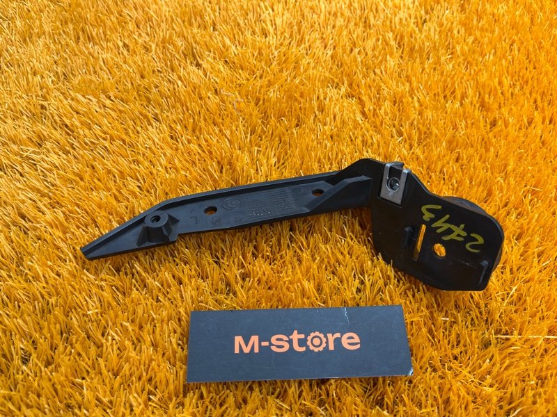 крепление бампера, 500 рублей, Красноярск