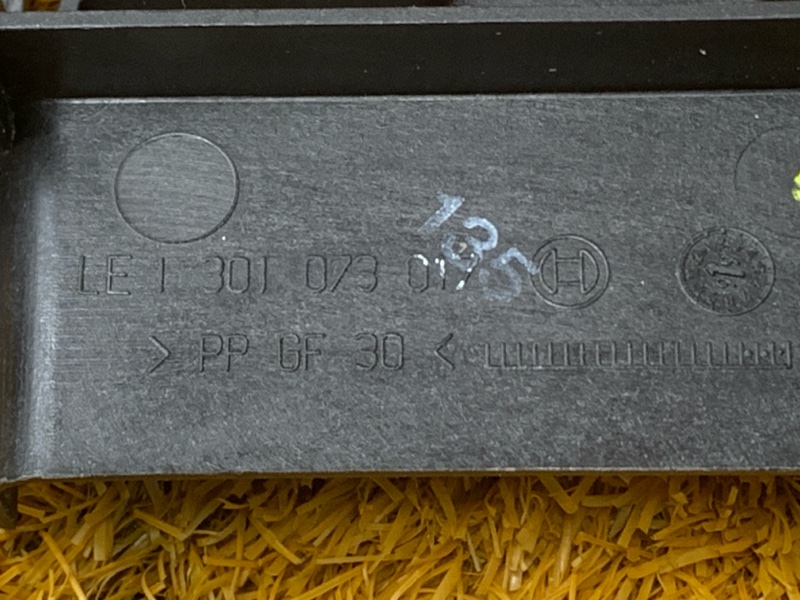 кронштейн фары, 1000 рублей, Красноярск