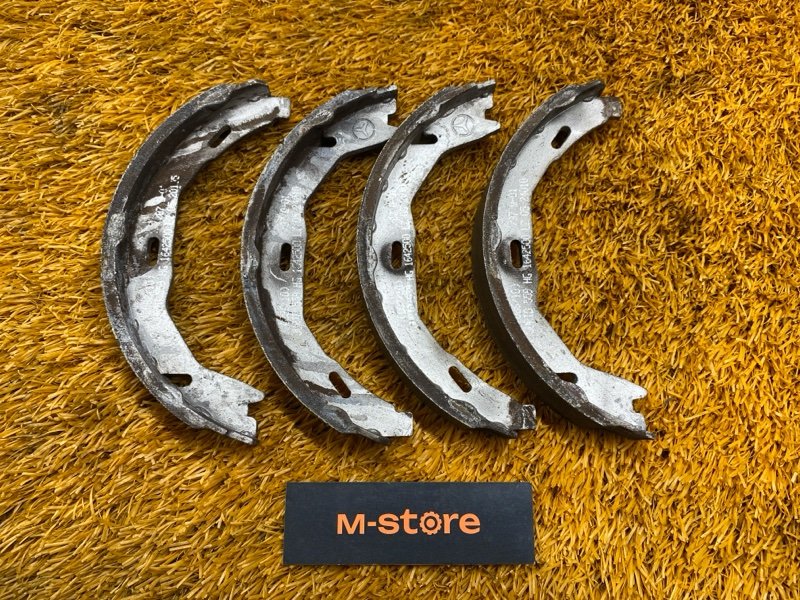 Колодки ручника, 1000 рублей, Красноярск