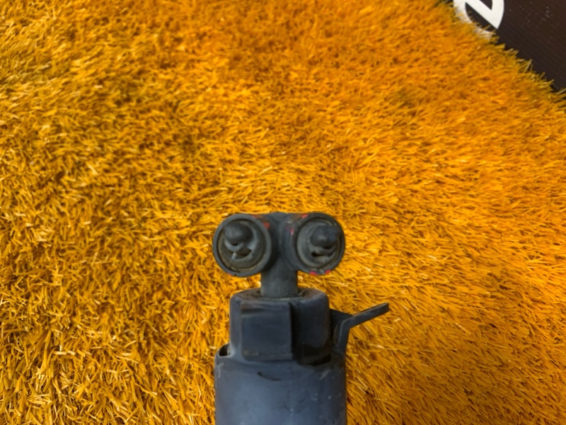 Форсунка омывателя фары, 1000 рублей, Красноярск