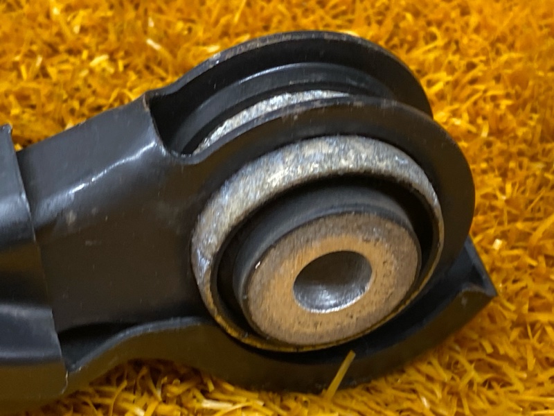 Рычаг подвески нижний, 1000 рублей, Красноярск