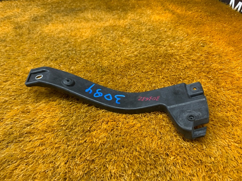 крепление бампера, 1000 рублей, Красноярск