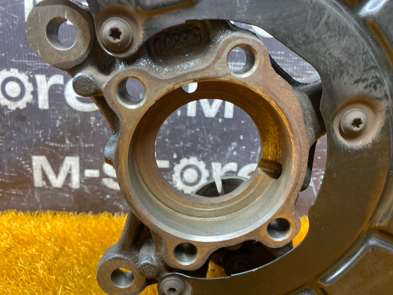 кулак поворотный, 1300 рублей, Красноярск