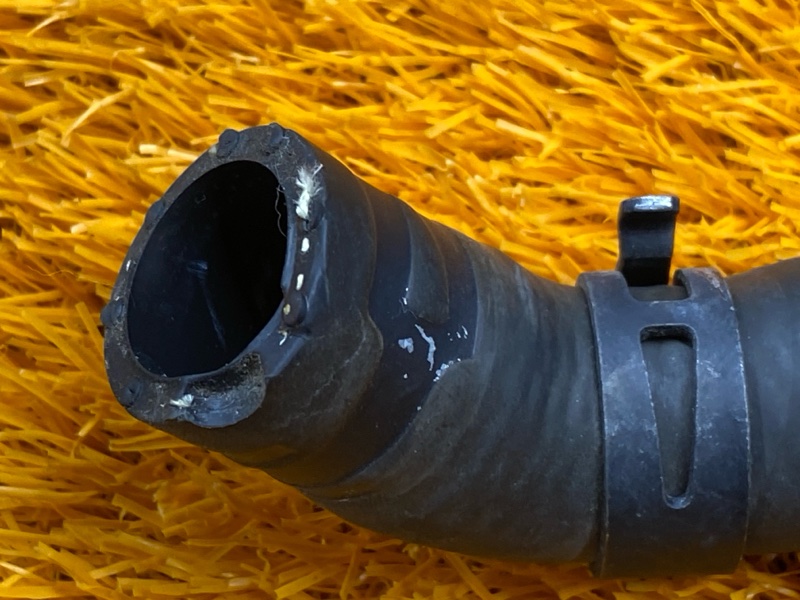 Патрубок системы охлаждения, 300 рублей, Красноярск