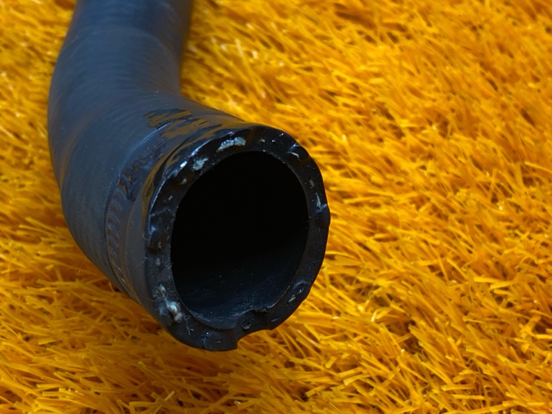 Патрубок системы охлаждения, 300 рублей, Красноярск