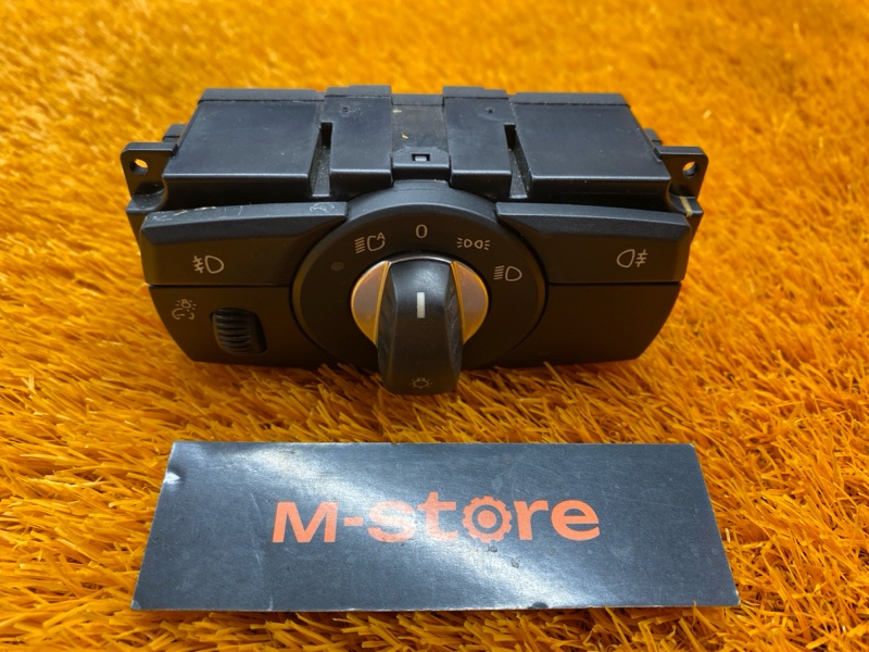 Переключатель света фар, 1000 рублей, Красноярск