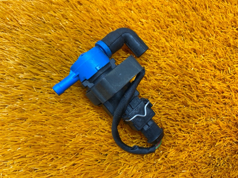 Клапан вентиляции топливного бака, 500 рублей, Красноярск