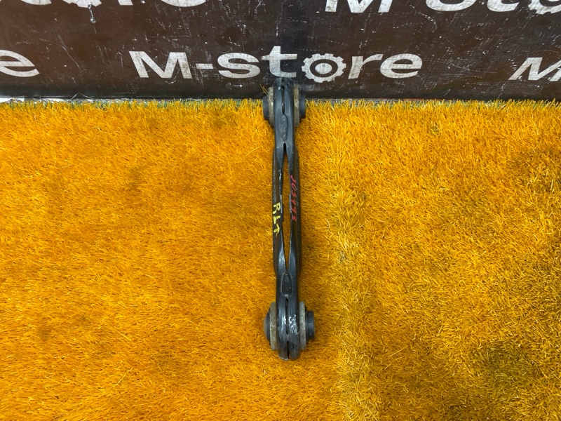 Рычаг подвески верхний, 1000 рублей, Красноярск