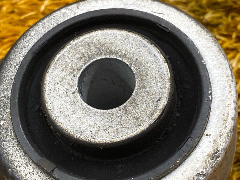 подушка редуктора, 300 рублей, Красноярск