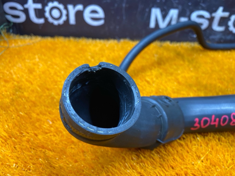 Патрубок радиатора верхний, 5000 рублей, Красноярск