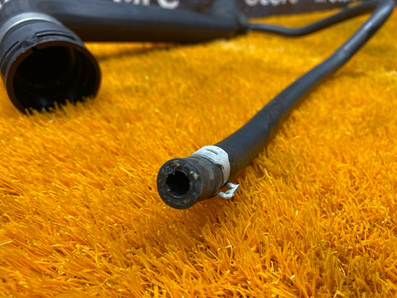 Патрубок радиатора верхний, 5000 рублей, Красноярск