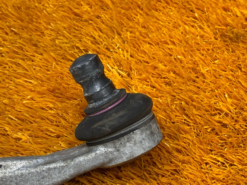 Рычаг подвески верхний, 500 рублей, Красноярск