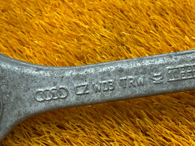 Рычаг подвески верхний, 1000 рублей, Красноярск