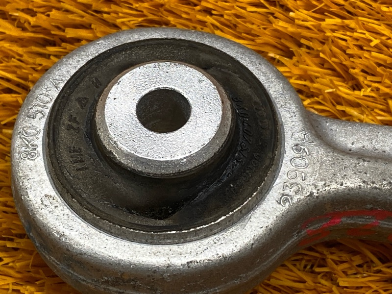 Рычаг подвески верхний, 1000 рублей, Красноярск