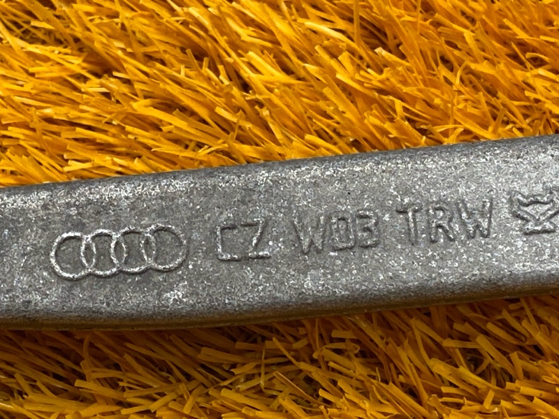 Рычаг подвески верхний, 1000 рублей, Красноярск