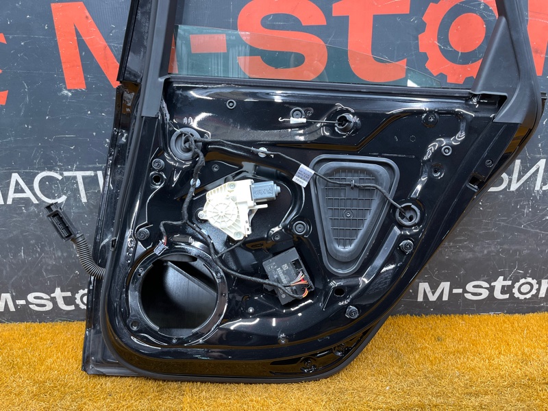 дверь, 10000 рублей, Красноярск